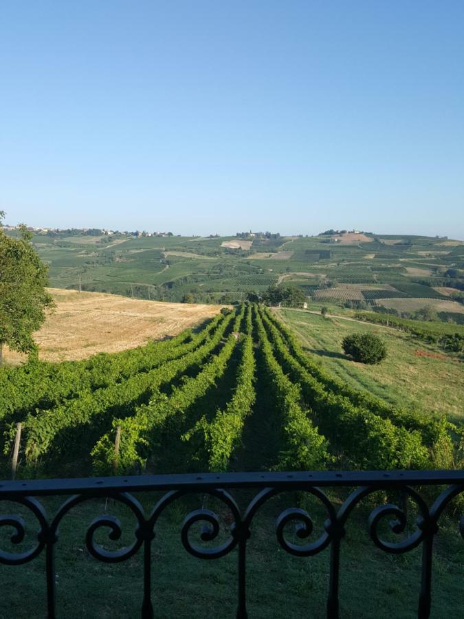 La Terrazza Sui Vigneti-Rovescala Bed & Breakfast San Damiano al Colle ภายนอก รูปภาพ